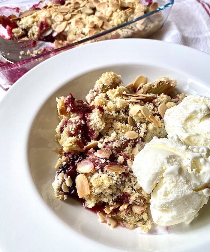 Rhubarb and Blackberry Crumble