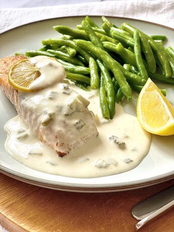 Salmon with Horseadish Sauce