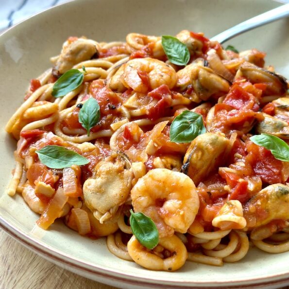 Spicy Tomato Seafood Pasta