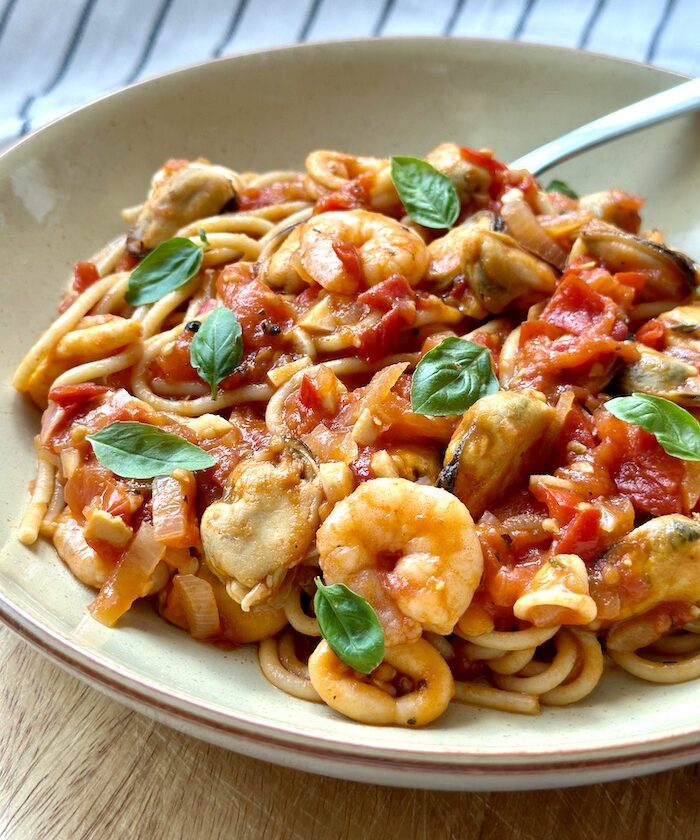 Spicy Tomato Seafood Pasta