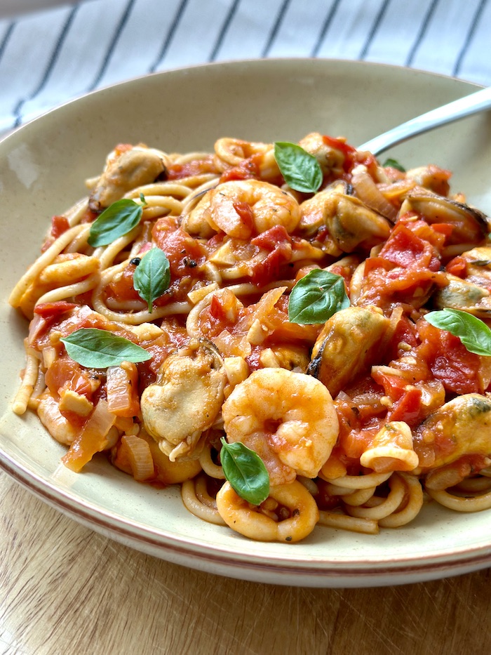 Spicy Tomato Seafood Pasta