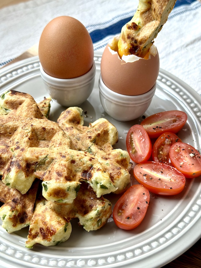 Spinach and Cottage Cheese Waffles