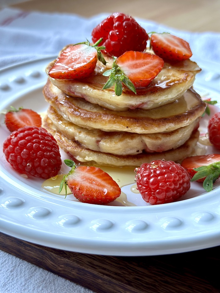 Strawberry Banana Buttermilk Pancakes