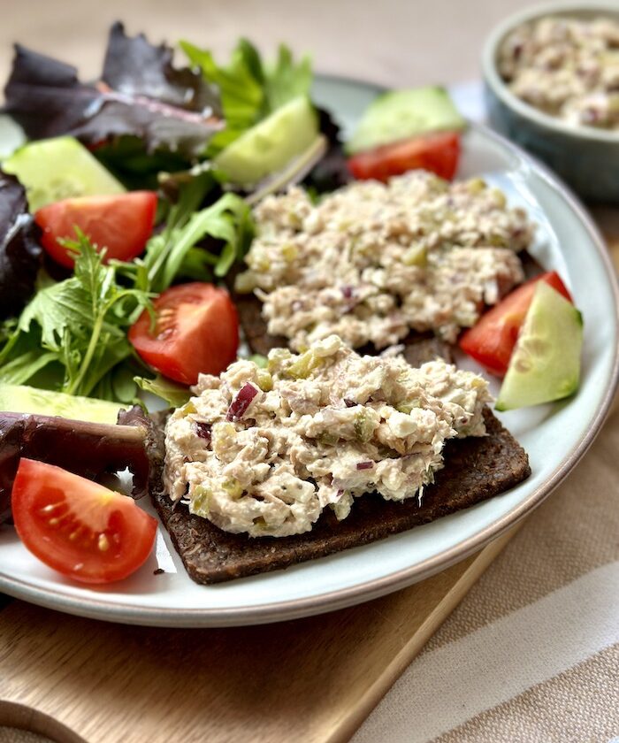 Tuna and Cottage Cheese Toasts