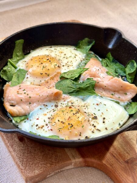 Baked Eggs with Spinach and Smoked Salmon
