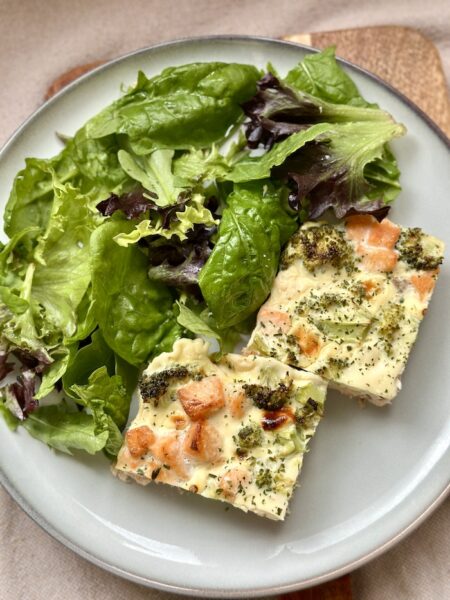 Crustless Quiche with Salmon and Broccoli