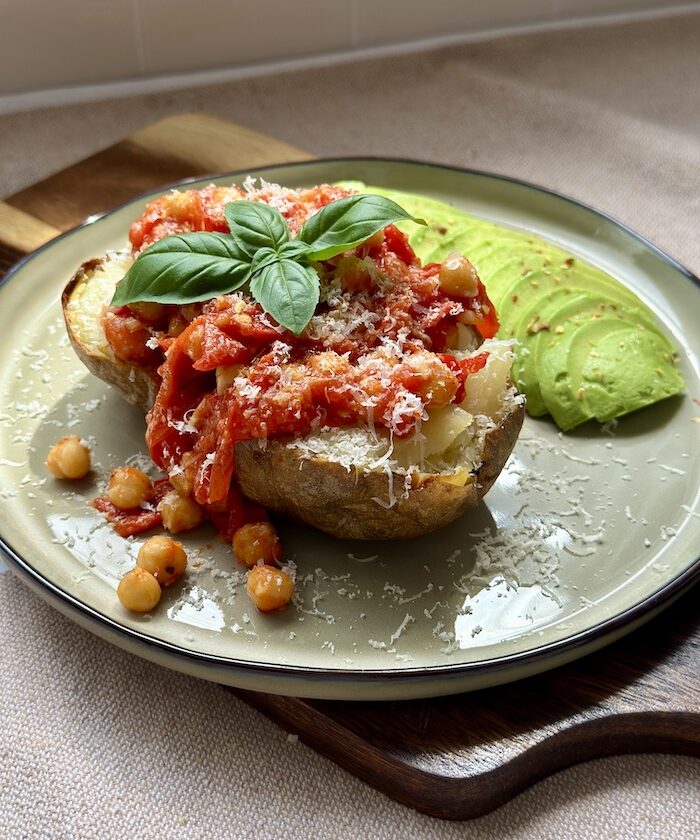 Baked Potato with Spicy Tomato Chickpea