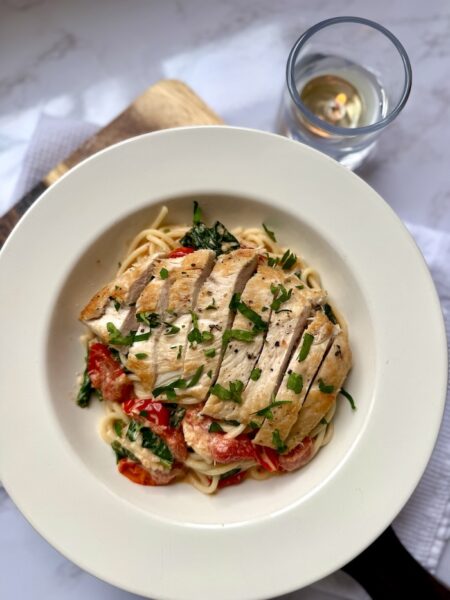 Creamy Chicken, Spinach and Tomatoe Spaghetti