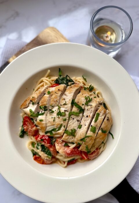 Creamy Chicken, Spinach and Tomatoe Spaghetti