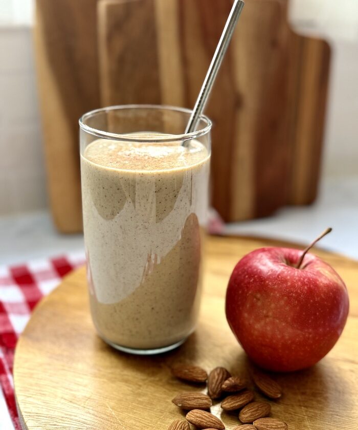 Creamy Apple and Almond Butter Smoothie