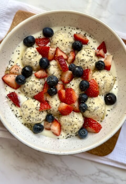 Sweet Cottage Cheese Dumplings with Yoghurt and Berries
