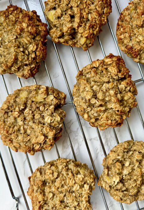 Easy Banana Oat Cookies with Coconut