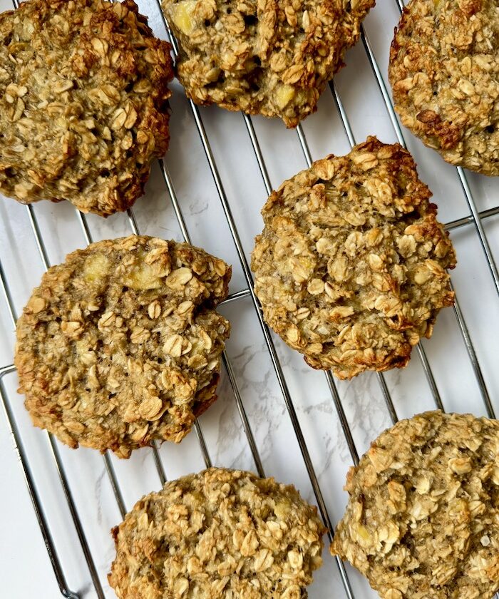 Easy Banana Oat Cookies with Coconut