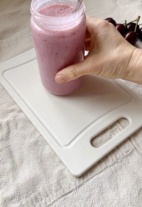 Cherry Banana Kefir Smoothie