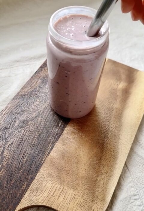 Blueberry, Strawberry and Banana Kefir Smoothie