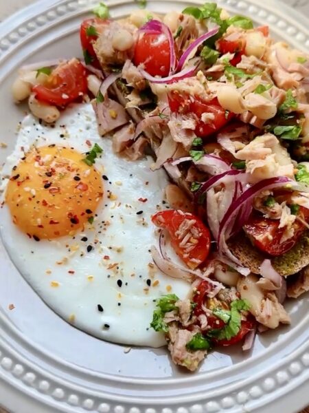 Tuna and Cannellini Bean Toast on Rye Bread with Lemon Mustard Dressing